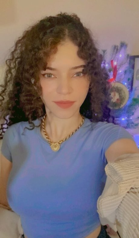 big tits petite onlyfans naked image