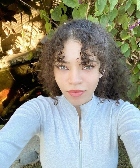 Brittany Venti star exclusive pic