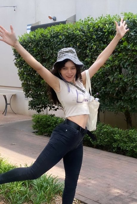 brown onlyfans nice img