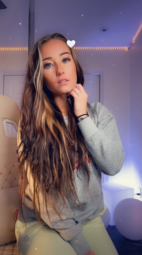 blonde shemale onlyfans sexy naked archive