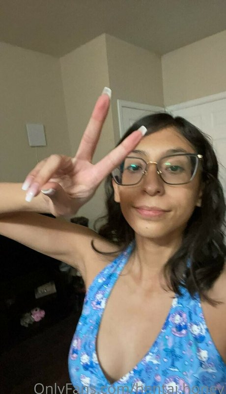 Sona Bella pornstar pretty photos