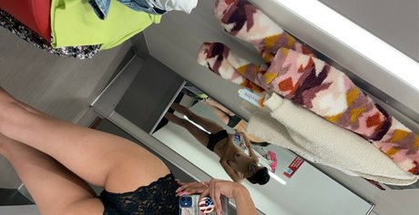 Sona Bella star perfect galleries