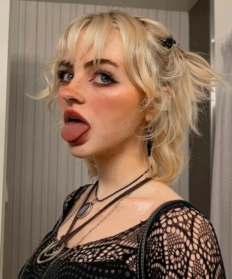 Hadley Nelson art pornstar archive