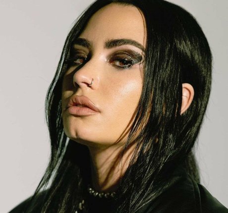 Demi Lovato sex pornstar img