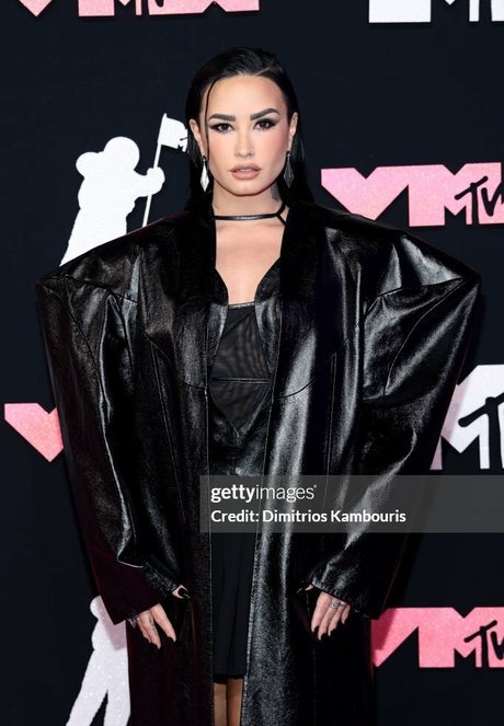 Demi Lovato adult model picture