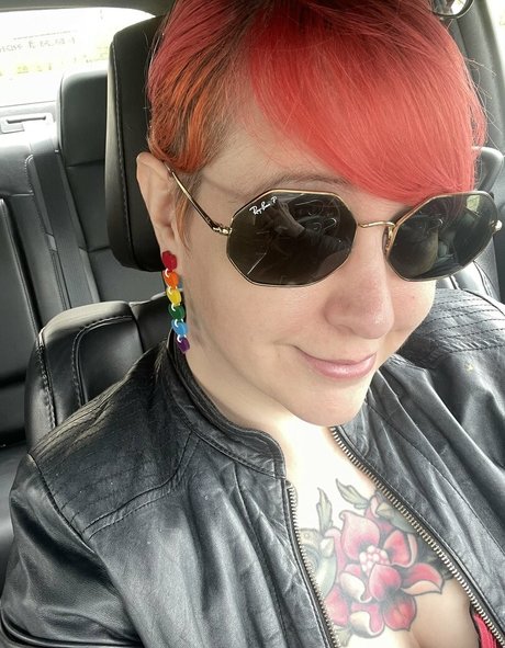 PushingUpRoses sex pornstar picture