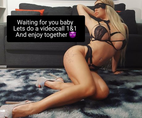 blonde secretary onlyfans sexy nude gallery