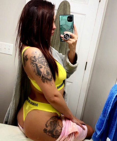 Victoria Rhyne pornstar naked pictures