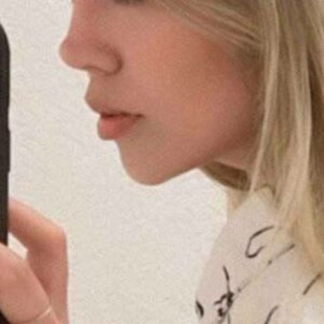 yolamartinezv actress pictures