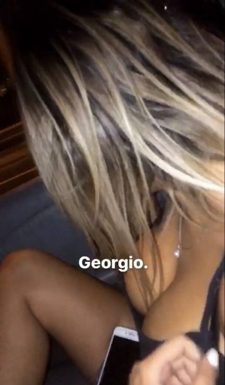 tiny tits onlyfans beautiful xxx pics