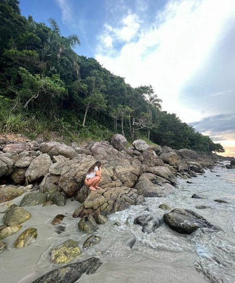 Bruna Carvalho pornstar nudes pics