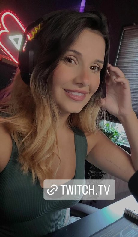 innocent onlyfans free porn photos