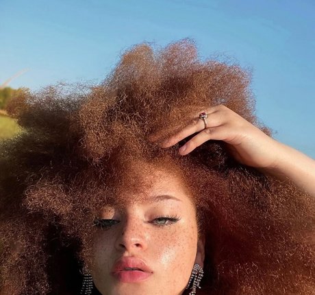 Nikkie Ginger pornstar xxx photo