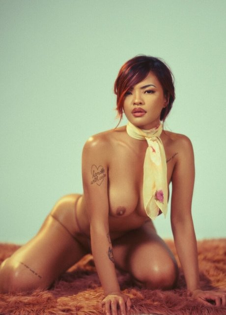 curvy muscle onlyfans adult photo