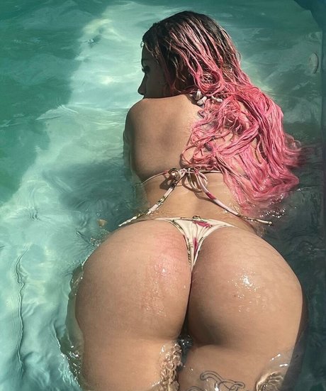 AZZY xxx model archive