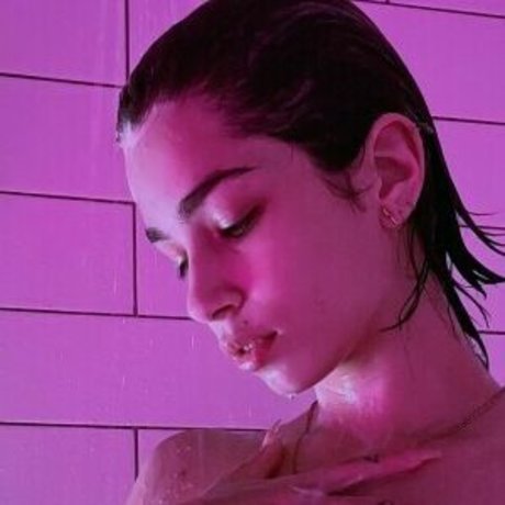 Cosmicyoungster model sexy pics