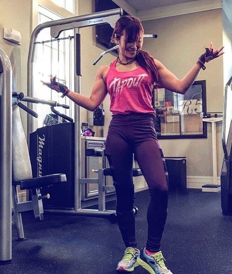 Kairi Sane pornstar beautiful photos