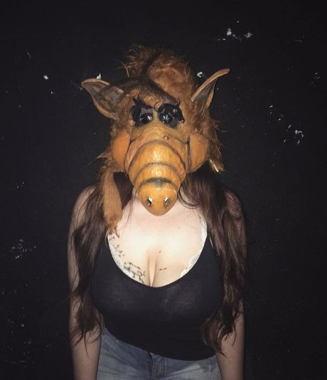 Paloma Piquet model naked galleries