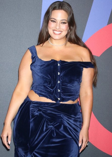 Ashley Graham high quality pornstar picture