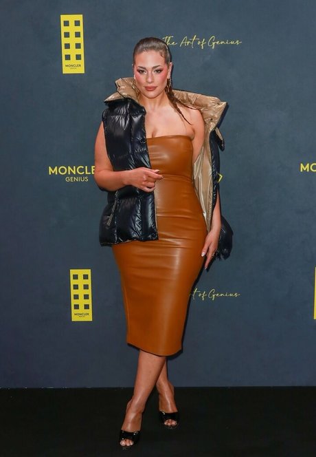 Ashley Graham porn star pics