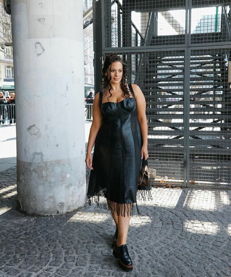 Ashley Graham pornstar sexy galleries