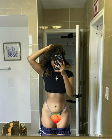 Kimmykim888 star nude picture