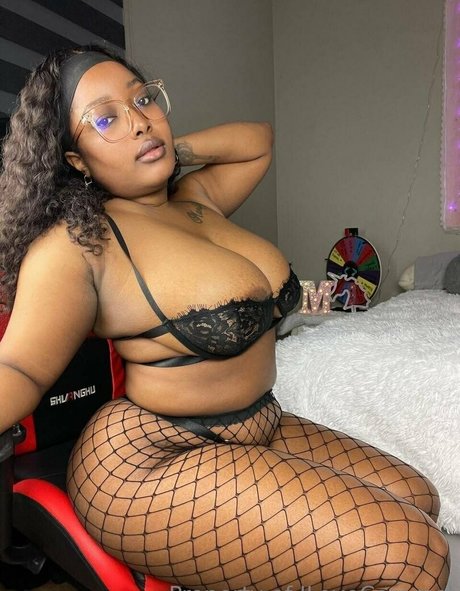 ilovecaramel Quick photo