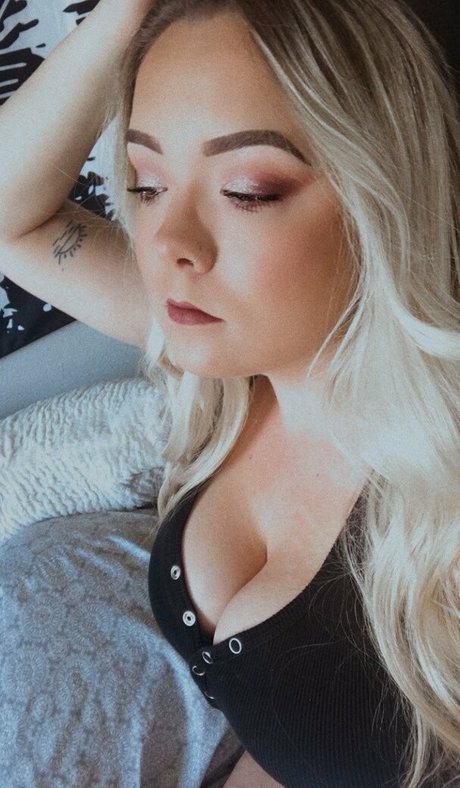 huge anal dildo onlyfans hd image