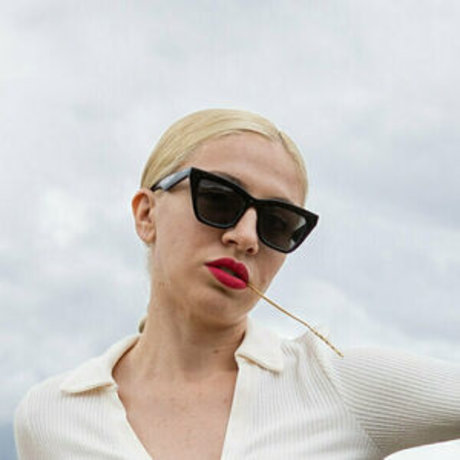 katyasuperb model top images