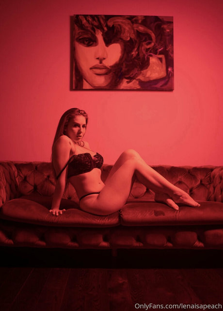 lenaisapeach star naked archive