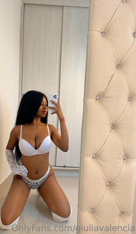 Giuliavalencia pornstar hot photo