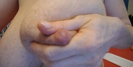 Nadinnne star nude img