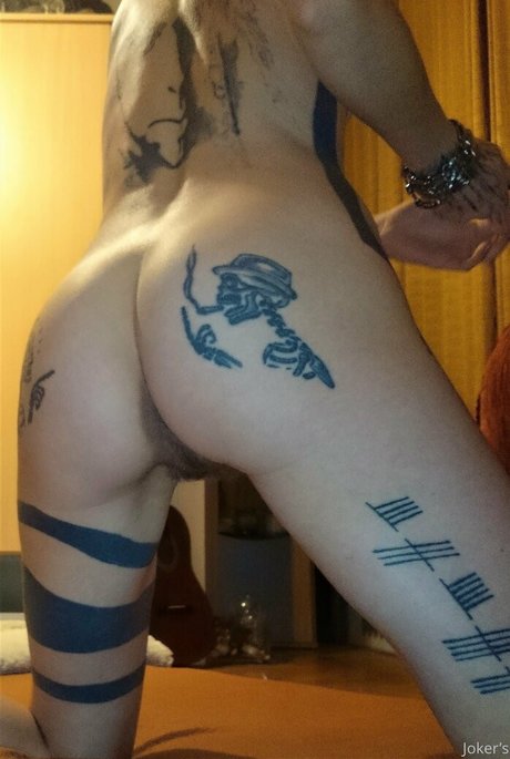 jokers free adult actress pictures