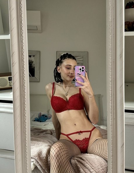 leliloo perfect actress picture