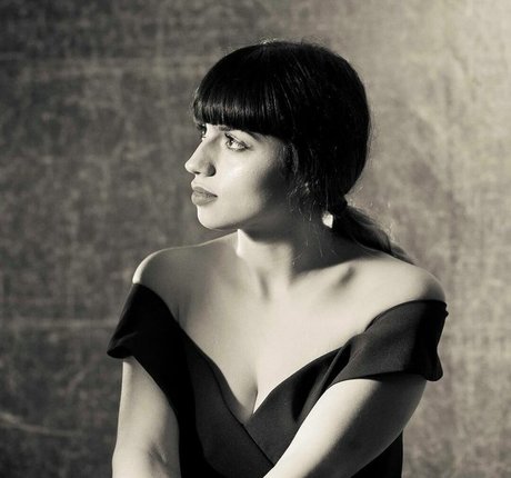 Mays Benatti star hot image