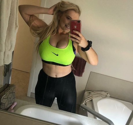 Casey Leigh model beautiful pictures