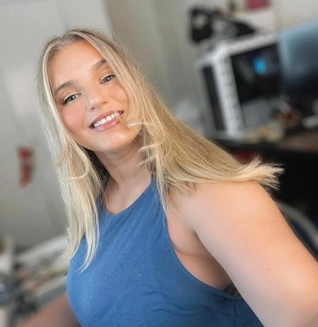 Casey Leigh perfect star galleries