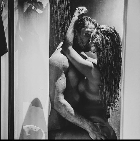 Vanessa Schmitt model hd picture