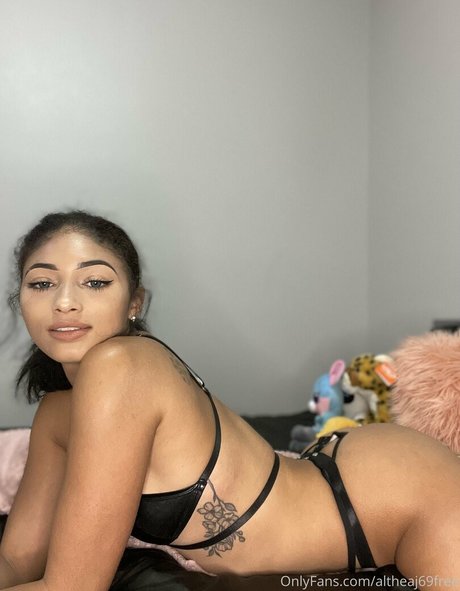 altheaj69free porn model pictures