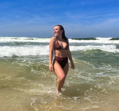 curvy kitty onlyfans exclusive photo