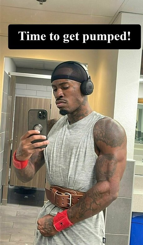 ponytail onlyfans exclusive pic