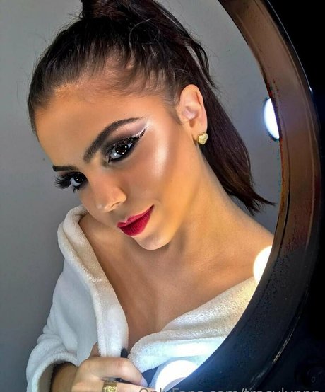 tracylynnn pornographic model photos