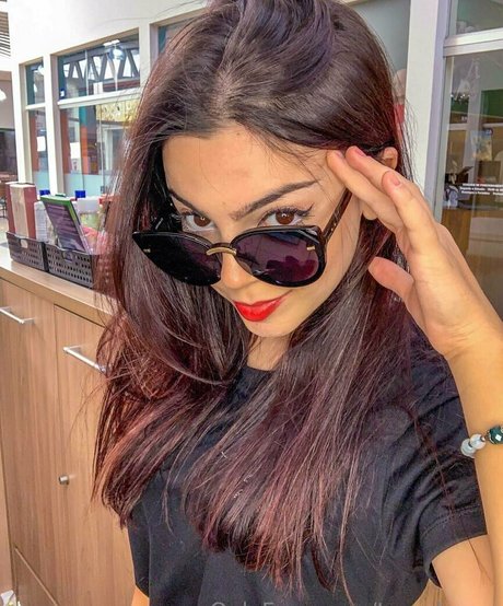 tracylynnn pornographic actress photo