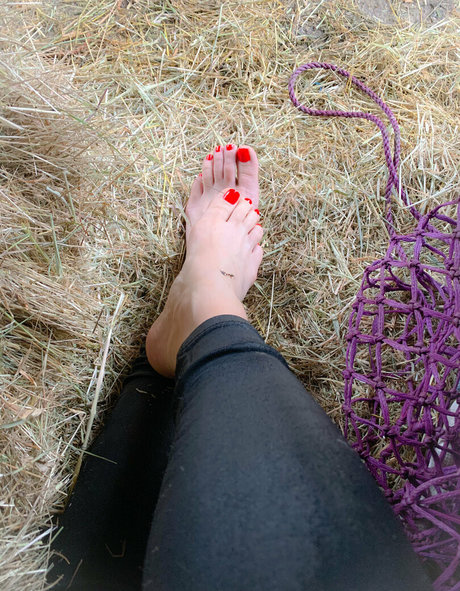 cheekysoles333 erotic pornstar gallery