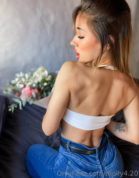 molly4 20 model porn photo