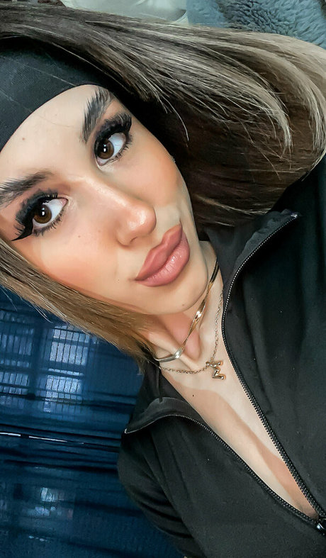 molly4 20 model beautiful pictures