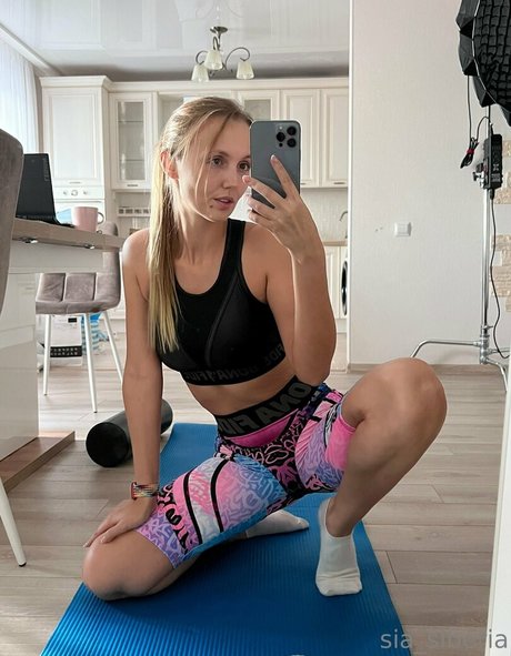 pawg thick onlyfans pornographic picture