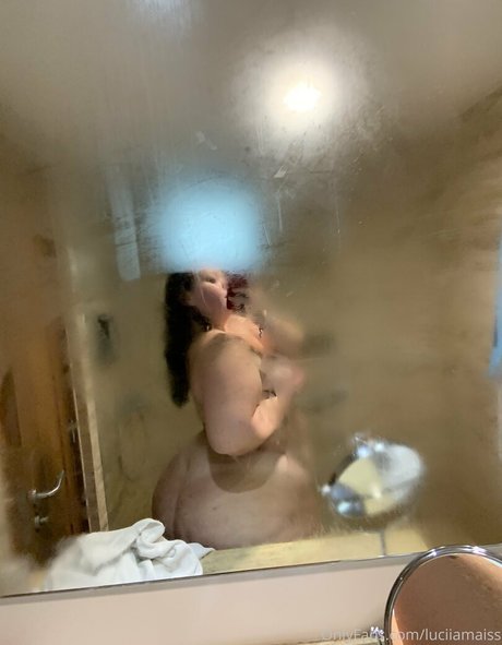 milf shower onlyfans xxx images