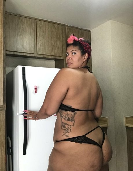 amazon leee nice model gallery