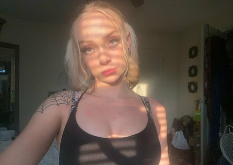 mature slut onlyfans top pics